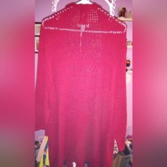 Plus Size Red Lace Cardigan - Picture 2 of 3